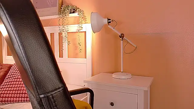 Snapshot of briannajackson_ chatting on October 11, 11:42 am briannajackson  online show from October 11, 11:42 am