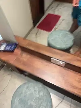 versatile guy01 online show from October 5, 9:40 am