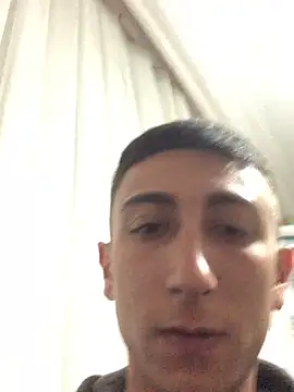 Snapshot of kerimyuce chatting on September 14, 7:35 pm kerimyuce online show from September 14, 7:35 pm