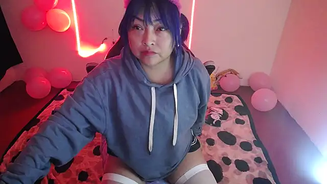 Shaddycute  online show from December 22, 8:27 am