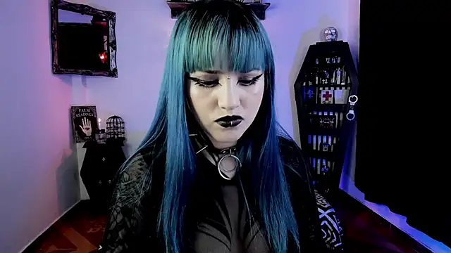 Snapshot of DimmuandDarkness chatting on November 11, 3:50 am DimmuandDarkness online show from November 11, 3:50 am