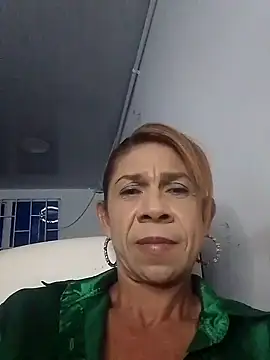 Snapshot of Antonella_borja chatting on October 19, 8:42 pm Antonella borja online show from October 19, 8:42 pm