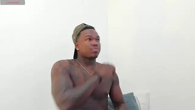 Troykhalil online show from November 12, 9:03 pm