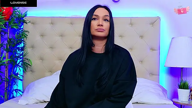 DaliyaArabian online show from February 7, 7:06 pm