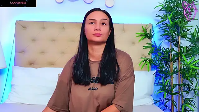 DaliyaArabian online show from September 20, 7:53 am