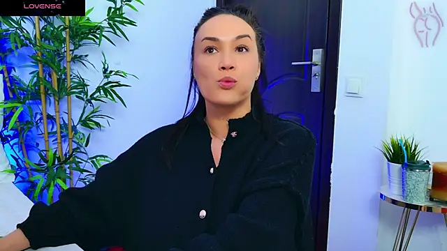 DaliyaArabian online show from October 24, 5:37 am