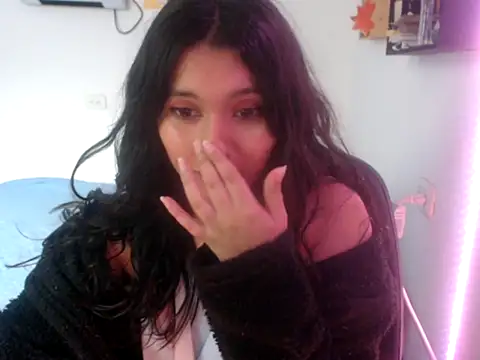 Snapshot of HannaKlein chatting on September 8, 5:34 pm HannaKlein online show from September 8, 5:34 pm