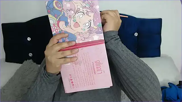 Snapshot of paytonbailey chatting on January 17, 1:46 pm paytonbailey online show from January 17, 1:46 pm