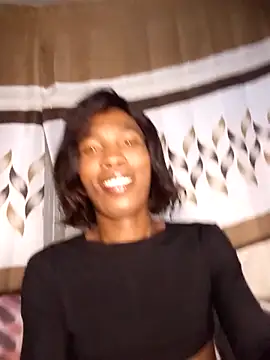 hoittytoittyxx online show from March 19, 11:20 pm