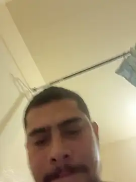 camilo12457fmz online show from December 22, 1:35 am