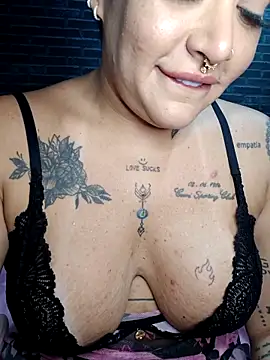 Snapshot of exquentadamay chatting on October 14, 7:53 am exquentadamay online show from October 14, 7:53 am