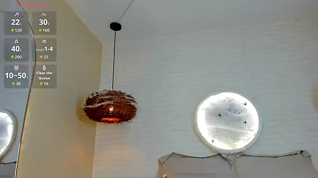 Snapshot of Elise_Diamond chatting on October 17, 11:18 pm Elise Diamond online show from October 17, 11:18 pm