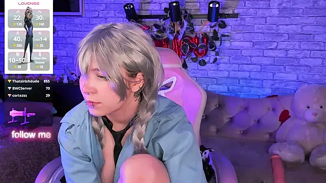 Alex Howell online show from March 14, 3:48 am