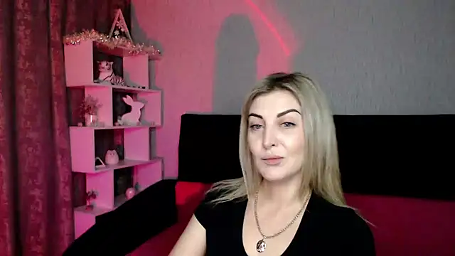 Snapshot of Amelia_Harper chatting on December 21, 2:58 pm Amelia Harper online show from December 21, 2:58 pm