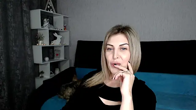 Snapshot of Amelia_Harper chatting on January 20, 3:50 pm Amelia Harper online show from January 20, 3:50 pm
