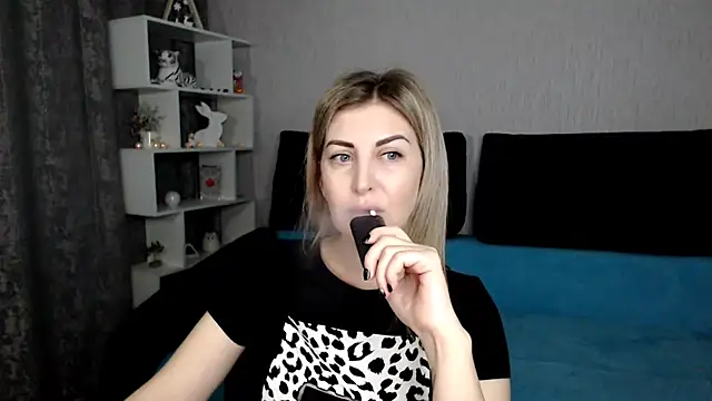 Snapshot of Amelia_Harper chatting on January 21, 2:59 pm Amelia Harper online show from January 21, 2:59 pm