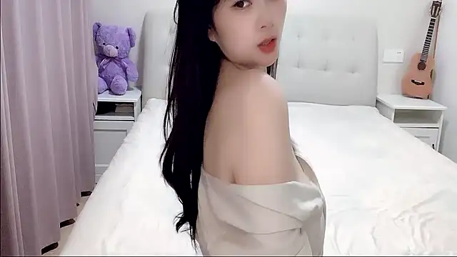 aisha123123 online show from October 25, 2:13 pm