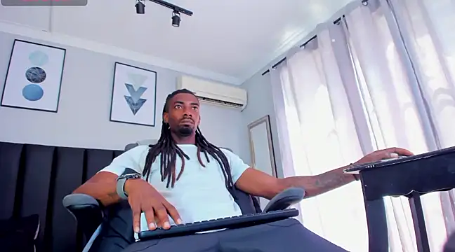 Malkon Big online show from February 2, 5:04 pm