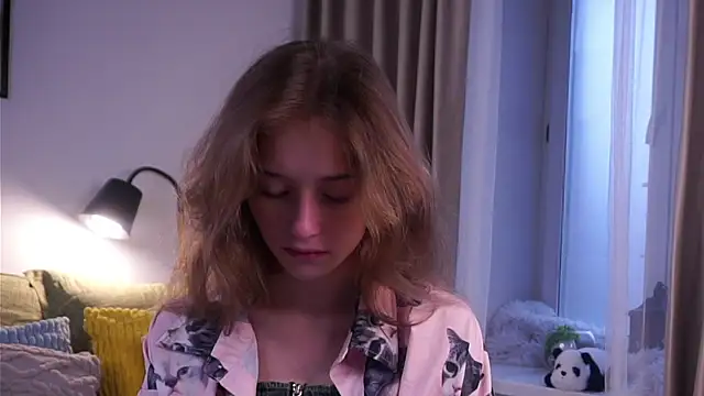 EdlinHargus online show from October 29, 1:41 am