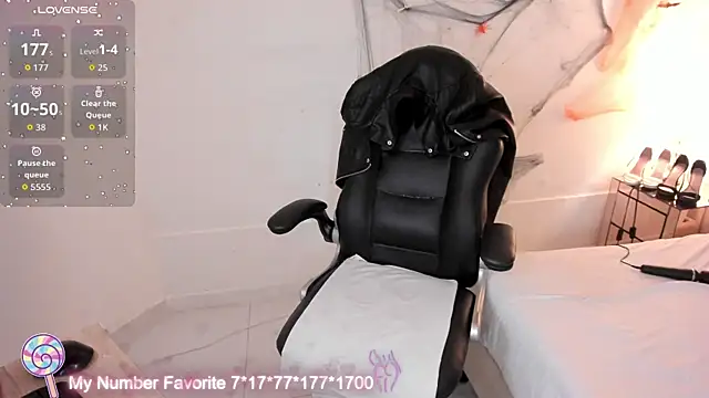 Snapshot of sagitariuus_girll chatting on October 30, 4:47 am sagitariuus girll online show from October 30, 4:47 am