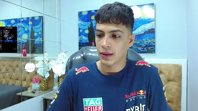 Snapshot of SkinnyBoy_ chatting on November 1, 7:16 pm SkinnyBoy online show from November 1, 7:16 pm