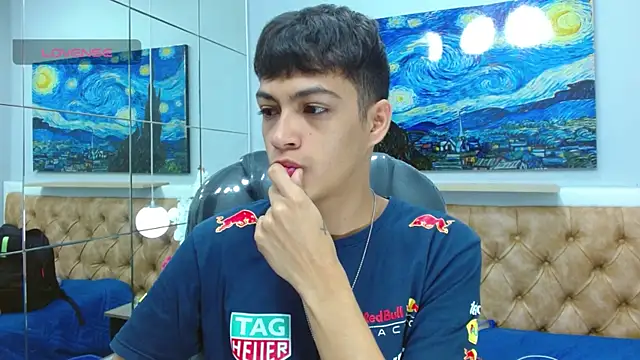 Snapshot of SkinnyBoy_ chatting on November 14, 12:26 pm SkinnyBoy online show from November 14, 12:26 pm