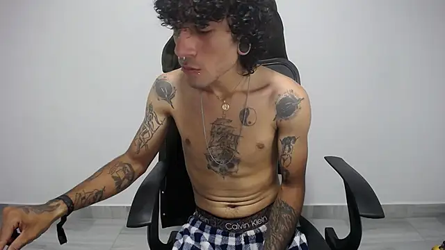 present the magic online show from February 6, 2:22 am