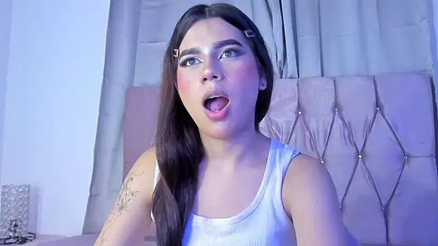 Snapshot of Ashley_piinkk_ chatting on February 5, 7:18 am Ashley piinkk online show from February 5, 7:18 am