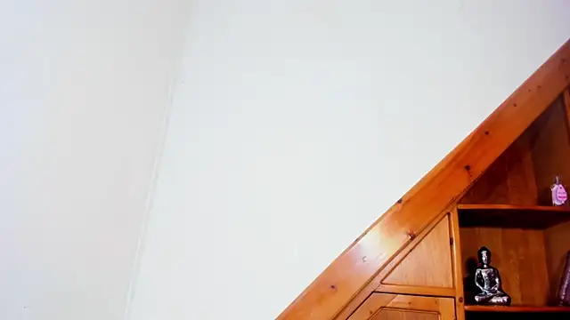 Georgis  online show from March 13, 9:16 pm