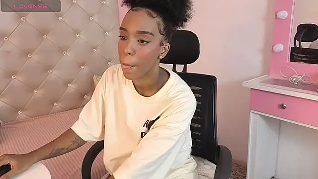 Georgis  online show from November 28, 9:17 pm