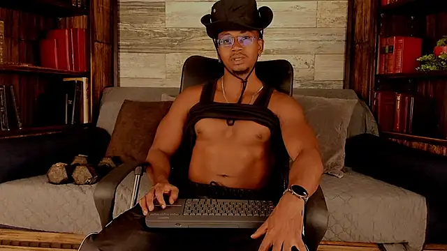 Snapshot of JamalMyst chatting on November 21, 4:22 am JamalMyst online show from November 21, 4:22 am