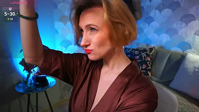 Snapshot of UmaTruewoman chatting on October 25, 5:48 am UmaTruewoman online show from October 25, 5:48 am