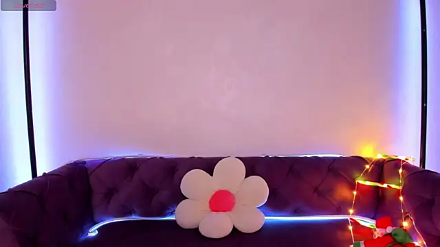 Fluffy Rose online show from December 2, 3:58 am