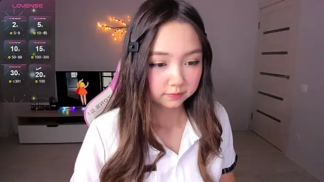 Fluffy Rose online show from September 28, 2:28 am