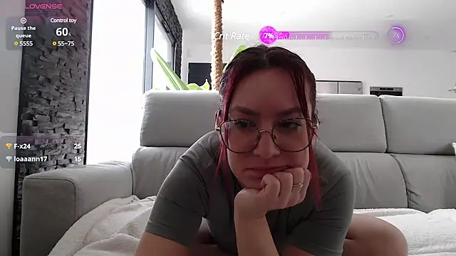 ladoucedu34 online show from March 6, 12:30 pm