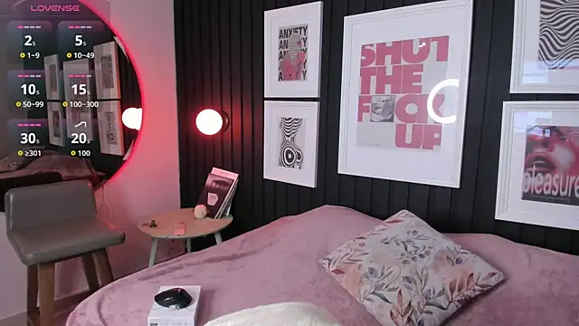 Snapshot of Kayla_stern_ chatting on November 7, 8:09 pm Kayla stern online show from November 7, 8:09 pm