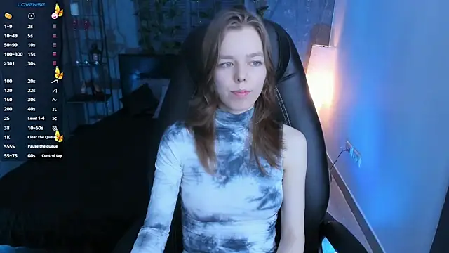 Snapshot of Tina_Tayllor chatting on January 25, 6:46 pm Tina Tayllor online show from January 25, 6:46 pm