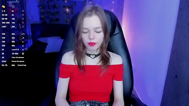 Snapshot of Tina_Tayllor chatting on February 3, 10:36 am Tina Tayllor online show from February 3, 10:36 am