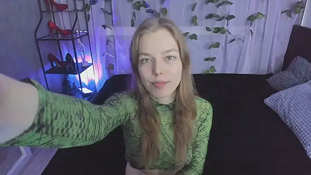 Snapshot of Tina_Tayllor chatting on September 23, 7:06 pm Tina Tayllor online show from September 23, 7:06 pm
