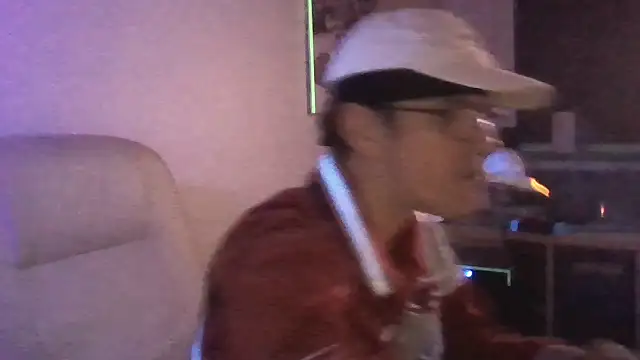 Minm666 online show from February 4, 7:55 pm