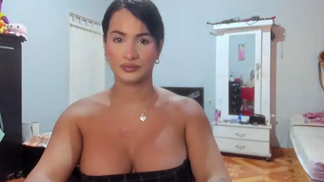 Snapshot of jennifer_ts chatting on October 29, 5:36 pm jennifer ts online show from October 29, 5:36 pm