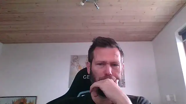 Snapshot of Gotta1 chatting on January 4, 9:10 am Gotta1 online show from January 4, 9:10 am