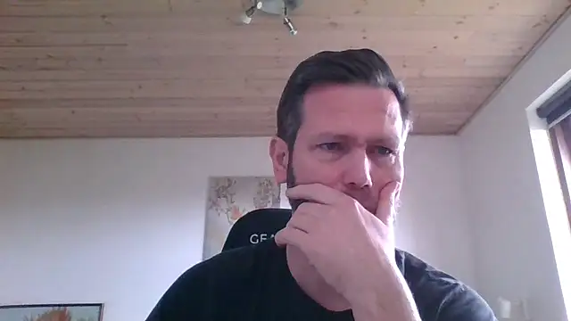 Snapshot of Gotta1 chatting on January 19, 11:34 am Gotta1 online show from January 19, 11:34 am