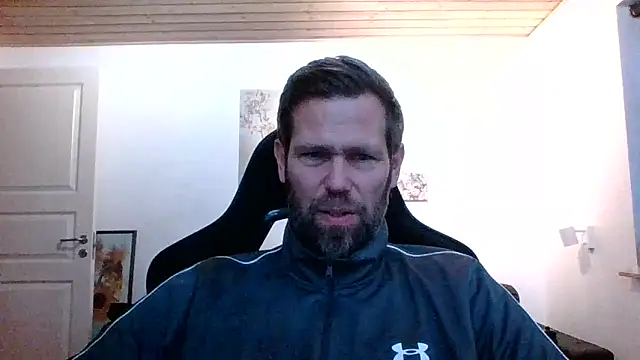 Snapshot of Gotta1 chatting on January 30, 3:40 pm Gotta1 online show from January 30, 3:40 pm