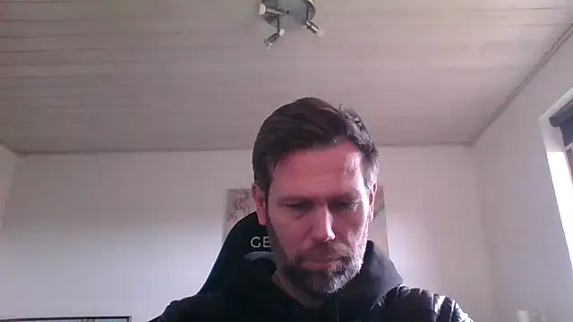 Snapshot of Gotta1 chatting on February 14, 12:14 pm Gotta1 online show from February 14, 12:14 pm