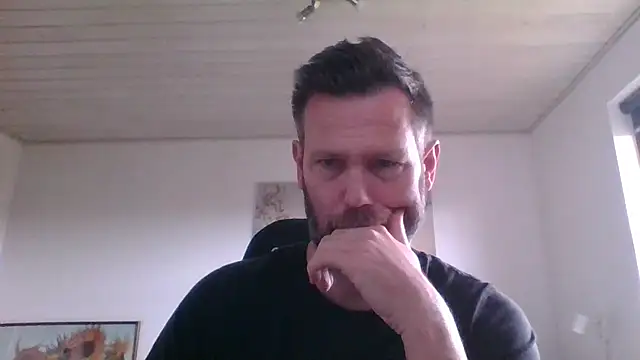 Snapshot of Gotta1 chatting on March 11, 10:51 am Gotta1 online show from March 11, 10:51 am