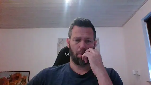 Snapshot of Gotta1 chatting on September 14, 5:39 am Gotta1 online show from September 14, 5:39 am