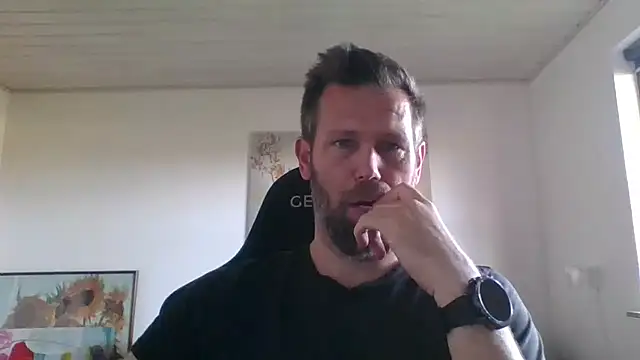 Snapshot of Gotta1 chatting on October 3, 12:13 pm Gotta1 online show from October 3, 12:13 pm