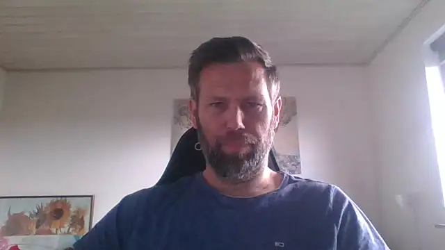 Snapshot of Gotta1 chatting on October 24, 10:55 am Gotta1 online show from October 24, 10:55 am