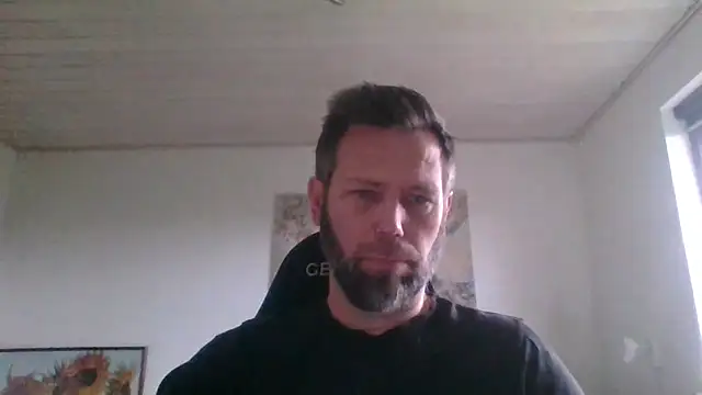 Snapshot of Gotta1 chatting on October 26, 7:47 am Gotta1 online show from October 26, 7:47 am